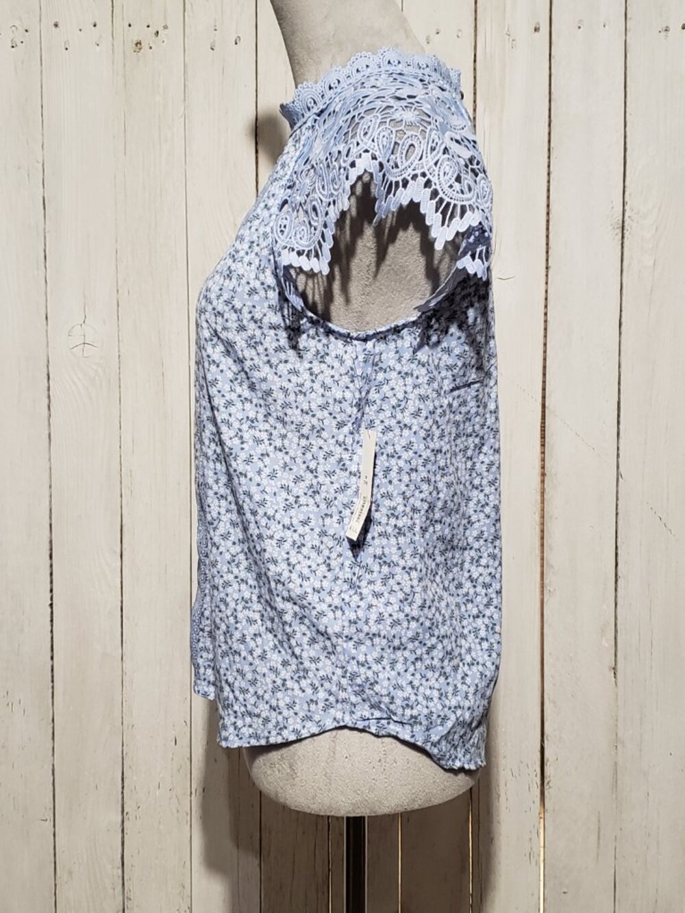 NOBO Crochet Lace Top M Periwinkle Blue Ditsy Floral Cottage Prairie Twee Fairy - Picture 4 of 8